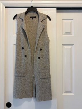 Long Sleeveless Double-Breasted Knit Vest - Light Tan with Black